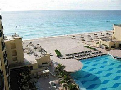 фото отеля The Royal Sands