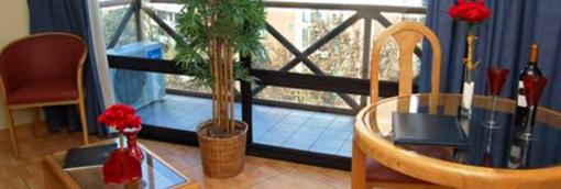 фото отеля La Fayette Suites Providencia