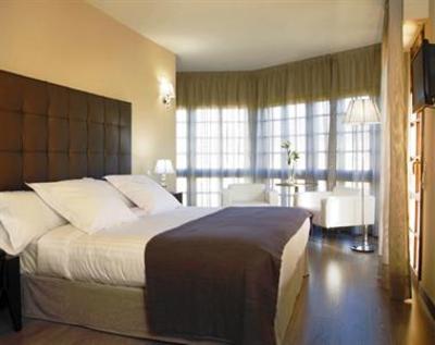 фото отеля Puerta del Camino Hotel Pamplona