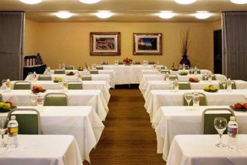 фото отеля Larkspur Hotel Truckee