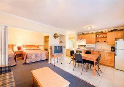 фото отеля Econo Lodge Kelowna