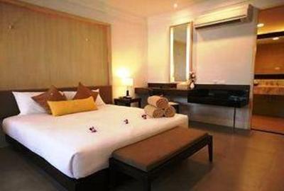фото отеля Sawaddi Patong Resort Phuket