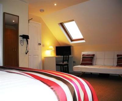 фото отеля Oakside Lodge