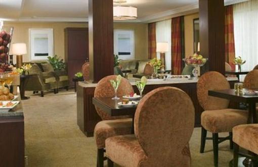 фото отеля Renaissance Westchester Hotel