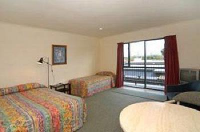 фото отеля Cedar Court Motel