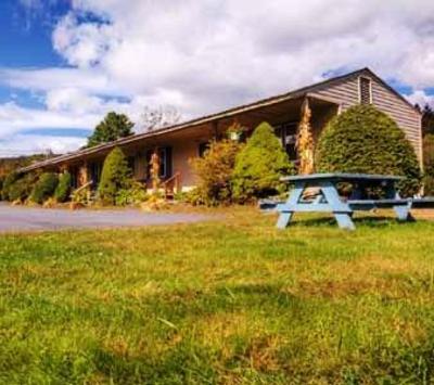 фото отеля Motel In The Meadow