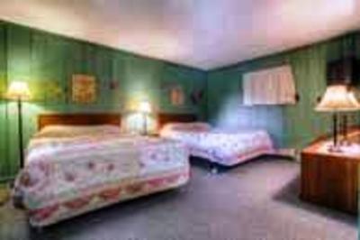 фото отеля Motel In The Meadow