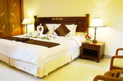 фото отеля Hyton Leelavadee Phuket