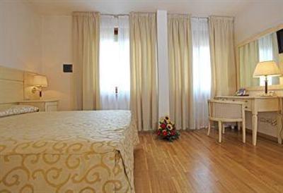 фото отеля Grand Hotel Duomo Pisa