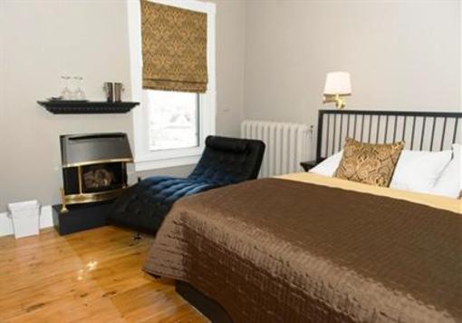 фото отеля Colborne Bed and Breakfast