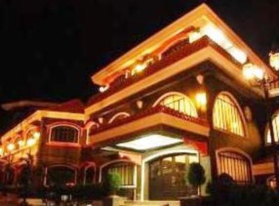 фото отеля Iriga Plaza Hotel