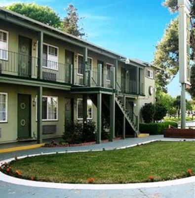 фото отеля Town House Motel Marysville (California)