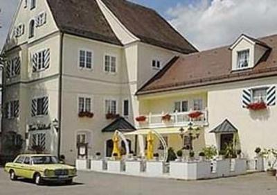 фото отеля Zum Schlossle Finningen