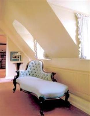 фото отеля Shipton Grange House