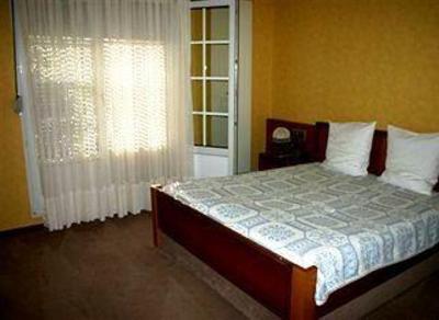 фото отеля Logis Hotel Aux Comtes De Hanau