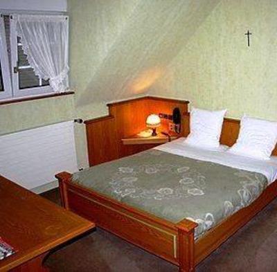 фото отеля Logis Hotel Aux Comtes De Hanau