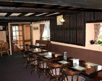фото отеля Salutation Inn Crymych