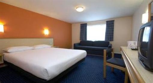 фото отеля Travelodge Skipton