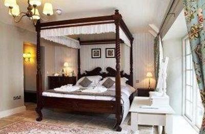 фото отеля The George Lew Trenchard
