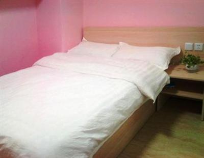 фото отеля Xinyixuan Hostel