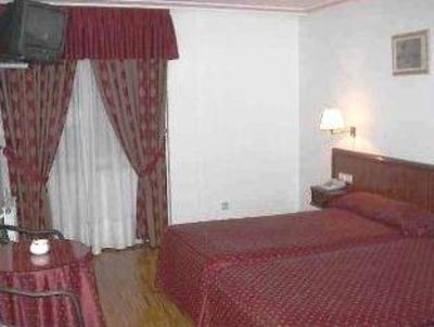 фото отеля Hotel Las Colonias Pontevedra