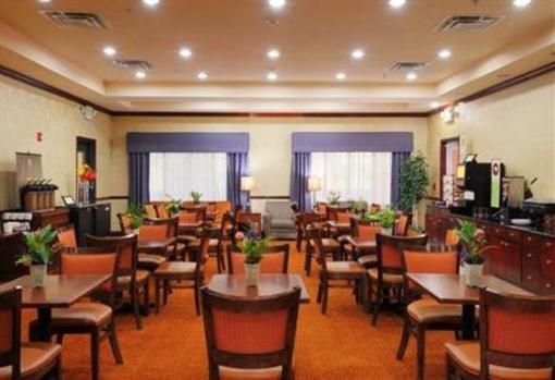 фото отеля Country Inn & Suites Savannah Airport