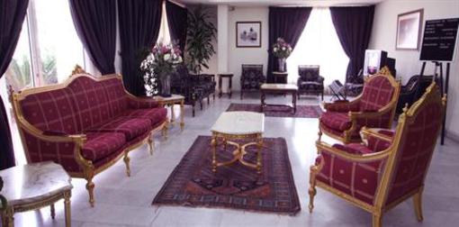 фото отеля Residence De France Dbayeh