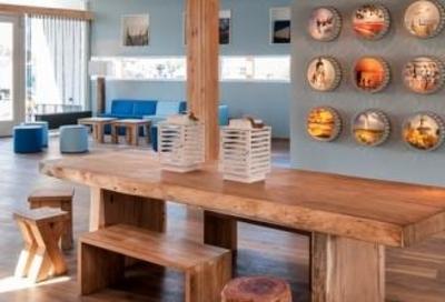 фото отеля Stayokay Hostel Egmond aan Zee