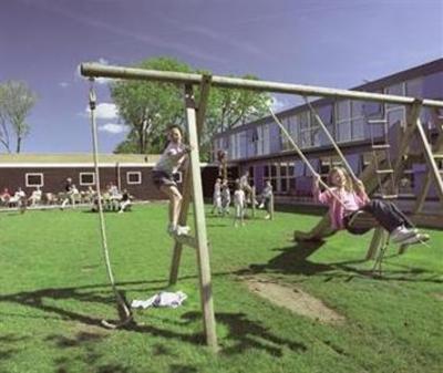 фото отеля Stayokay Hostel Egmond aan Zee