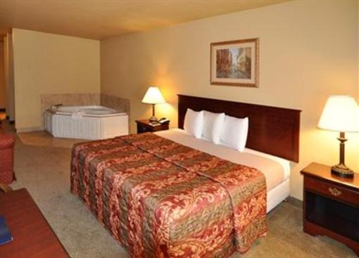 фото отеля Hilltop Inn & Suites Greenbrier