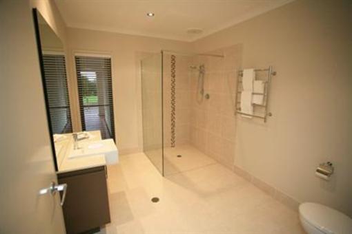 фото отеля Montville Mountain Lodge (Australia)