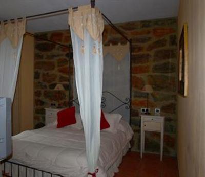 фото отеля Apartamentos Rurales La Muralla II Cañete