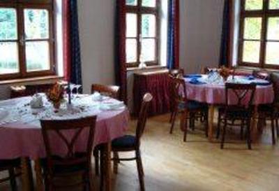 фото отеля Hotel Ruze Rozmberk nad Vltavou