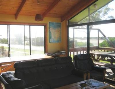 фото отеля Bridport Seaside Lodge