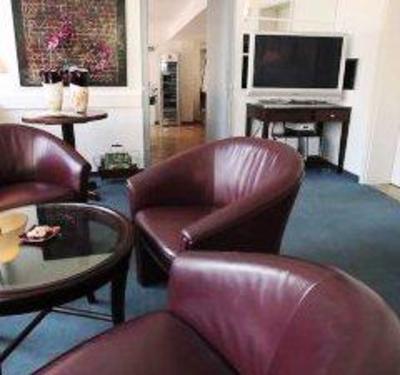 фото отеля Stadthotel Kolner Hof