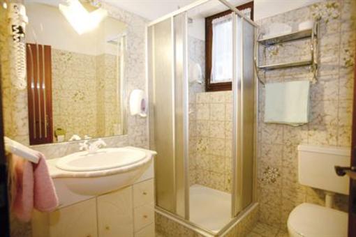 фото отеля Hotel Garni Fruhstuckspension Neff