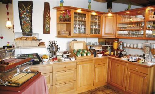 фото отеля Hotel Garni Fruhstuckspension Neff