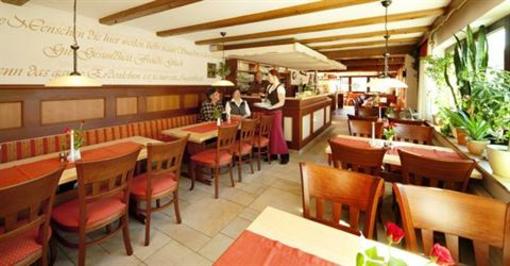 фото отеля Landgasthof Hotel Zum Stern Markt Erlbach