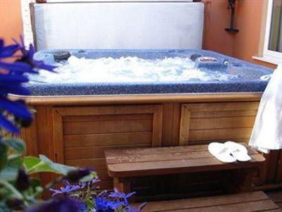 фото отеля Ashlee Lodge Blarney