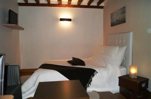 фото отеля Chambres d'hotes Le Logis de Saint Jean