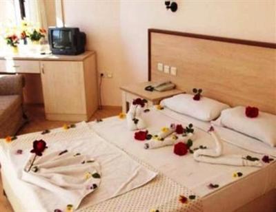 фото отеля Central Park Hotel Cesme