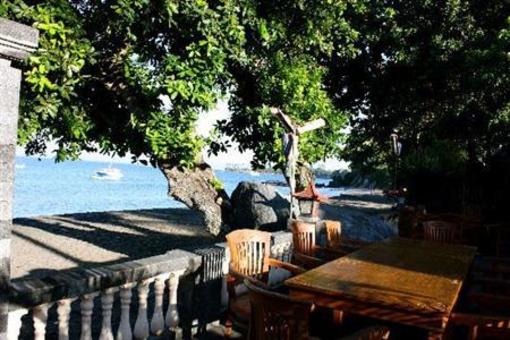 фото отеля Batu Bolong Cottages