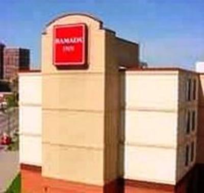 фото отеля Ramada Inn Downtown Minneapolis
