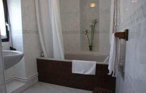 фото отеля Apartamentos El Requexu Llanes