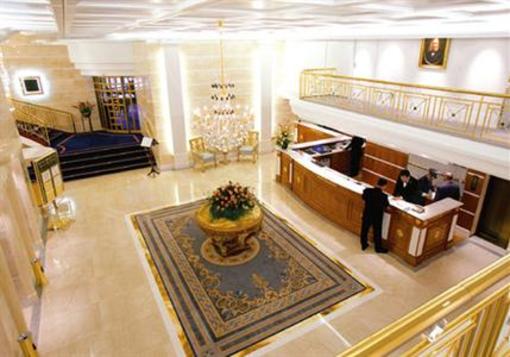 фото отеля Savoy Baur En Ville