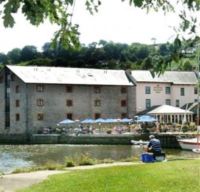 фото отеля The Steam Packet Inn