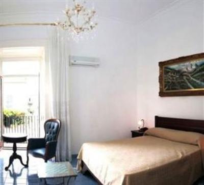фото отеля Piazza Tasso B&B