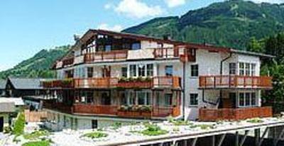 фото отеля Familienpension Am Schloss Kitzbuhel
