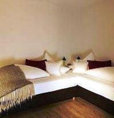 фото отеля Familienpension Am Schloss Kitzbuhel