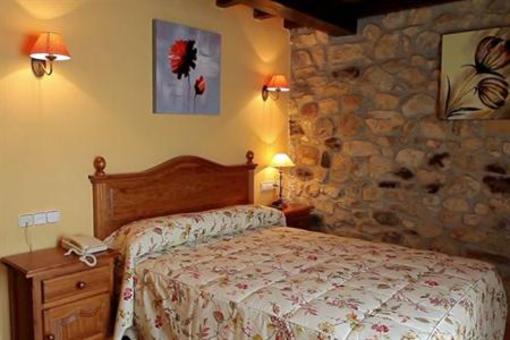 фото отеля Intriago Hotel Cangas de Onis